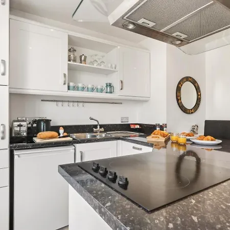 2 Bed In Oc-w026 Apartment