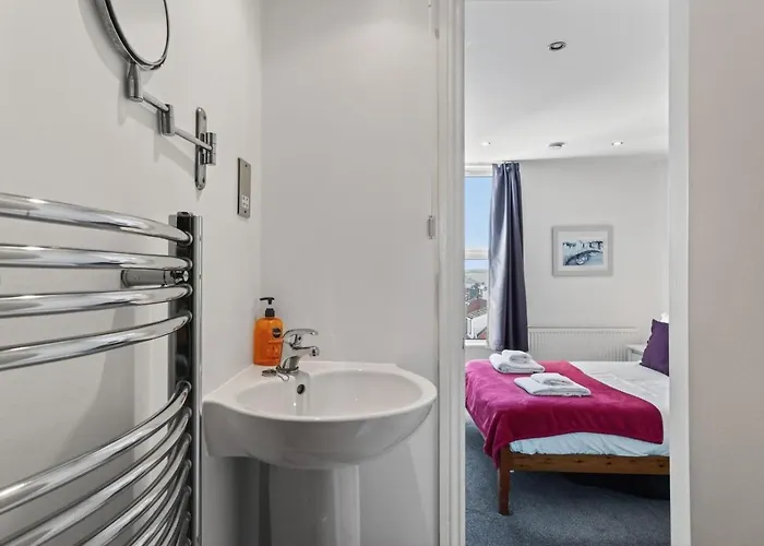 דירה 2 Bed In Oc-w026 *