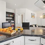 2 Bed In Oc-w026 Whitby